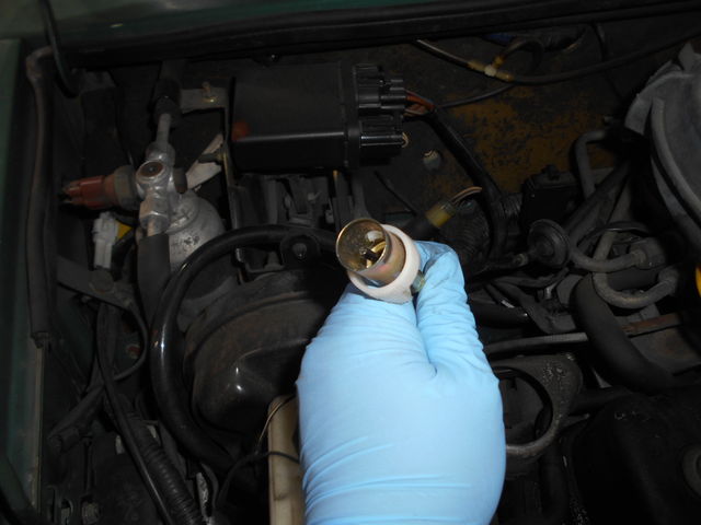 Kt様 スピードメーター不動とアクセルが戻らないんです スタッフブログ ローバーミニ専門店キャメルオート