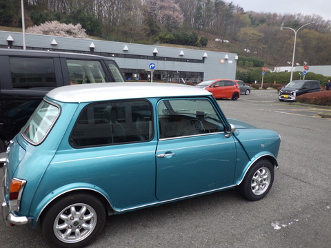 AZM_1768