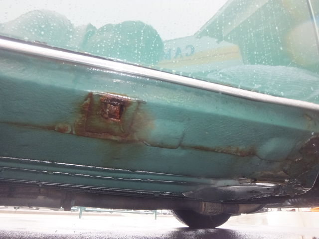 Snb様 塩カリで錆び始めた下回りを錆から守る スタッフブログ ローバーミニ専門店キャメルオート