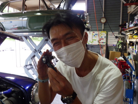 AZM_1712