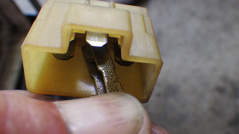 SZKM3813