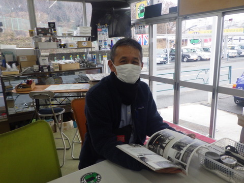 AZM_8566