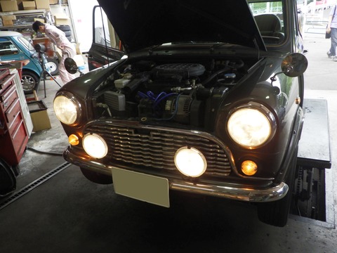 AZM_7081