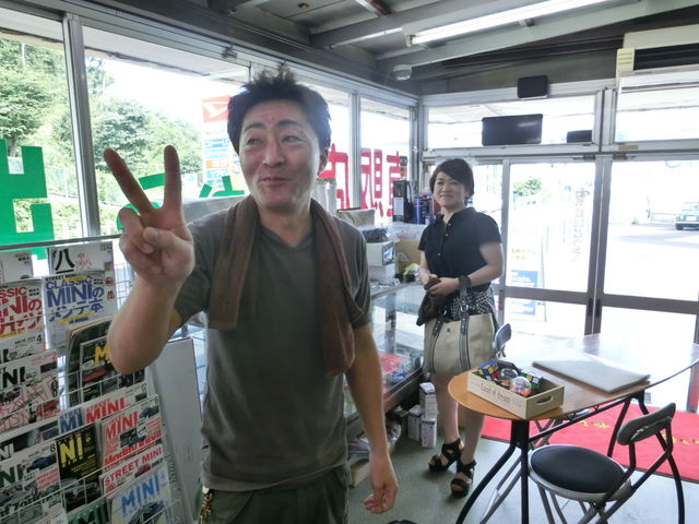 Ht様 オイル交換で初キャメルです Kadは奥様のmini スタッフブログ ローバーミニ専門店キャメルオート