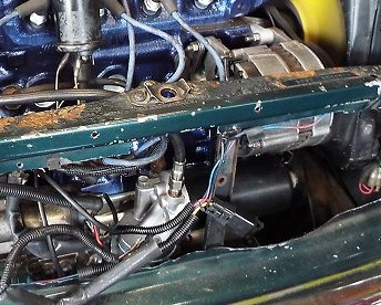 フィルターヘッドから油圧取り出し