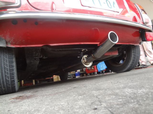 キングスロードのステンレスセンターマフラー : スタッフブログ