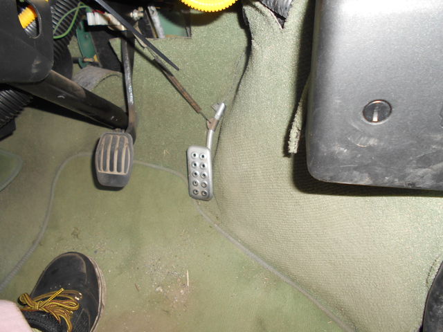 Kt様 スピードメーター不動とアクセルが戻らないんです スタッフブログ ローバーミニ専門店キャメルオート