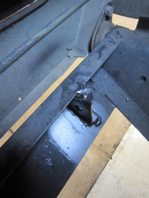 19551408_672357272969446_1234425366_o