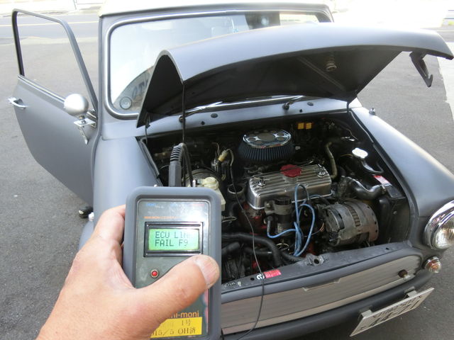 Kjm様 エンジン不調と足回り点検 スタッフブログ ローバーミニ専門店キャメルオート