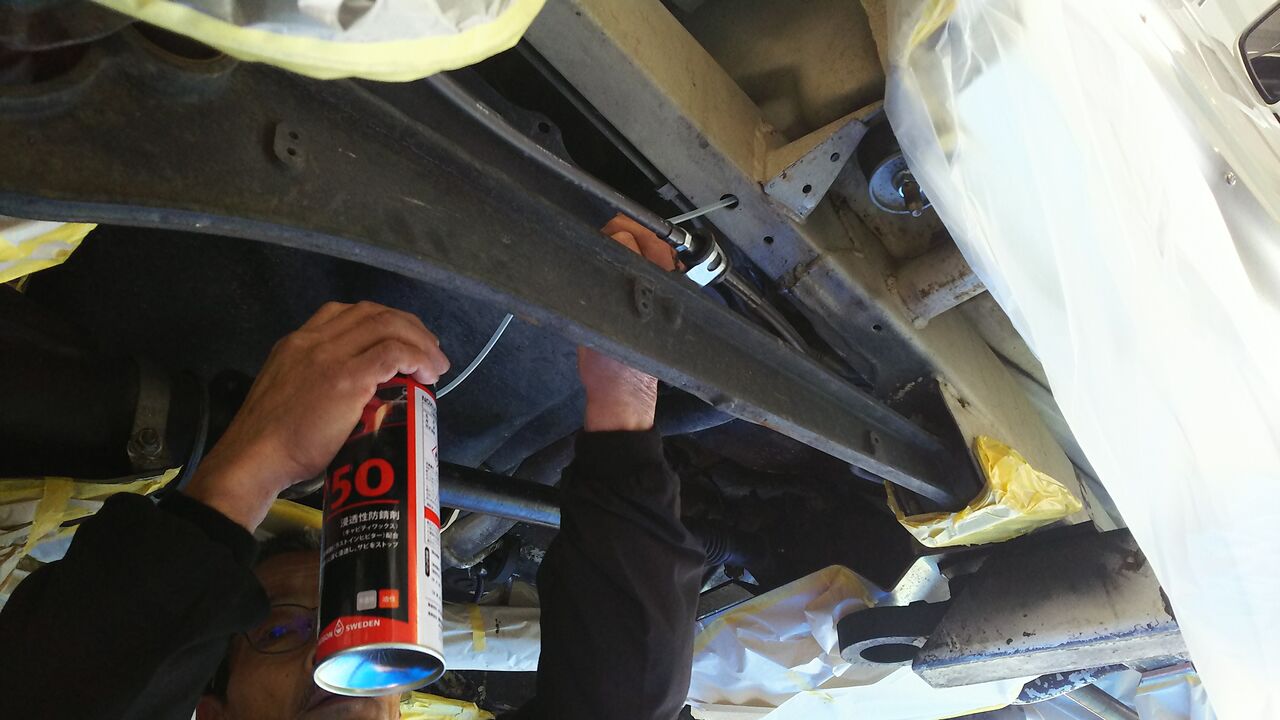 世界基準の2層防錆アンダーコート ノックスドール 始めました ジムニースタジオ 甲府昭和インター店 スタッフブログ