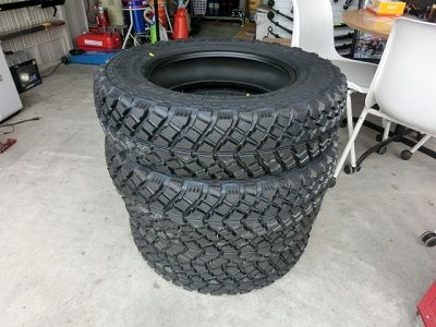 タイヤ３