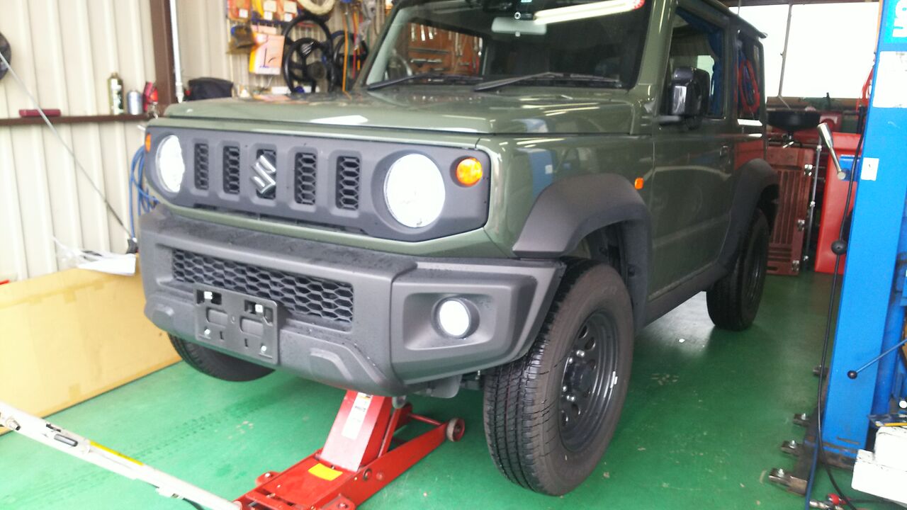 T様jb74 フロントバンパー交換 スキッドプレート取り付けでお預かり ジムニースタジオ 甲府昭和インター店 スタッフブログ