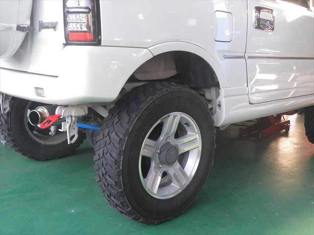 Jb23w タイヤ交換の巻 ジムニースタジオ 甲府昭和インター店 スタッフブログ Jb23w タイヤ交換の巻 ジムニースタジオ 甲府昭和インター店 スタッフブログ
