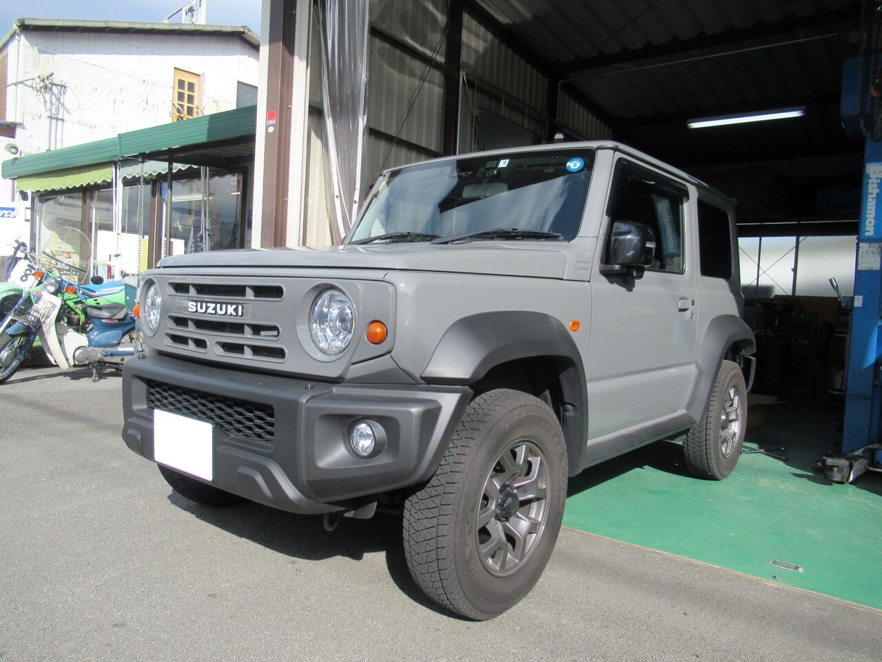 FKD様JB74 リアゲートキャリア取り付け！ : ジムニースタジオ 甲府昭和 