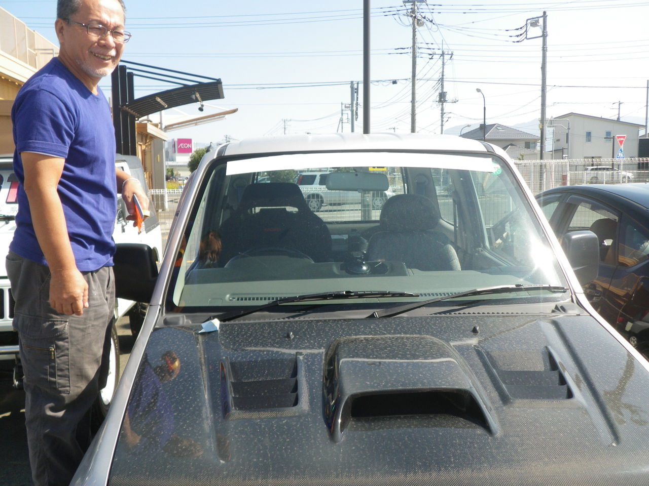 Jb23ジムニー フロントガラスにネーミングです ジムニースタジオ 甲府昭和インター店 スタッフブログ