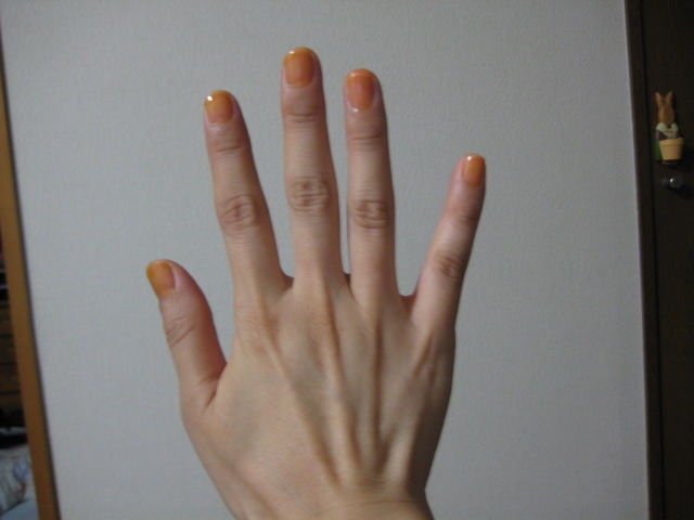 ｃａｍｅｌｍａｍａのおきらく日記 胡粉ネイル 水橙