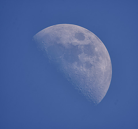 20230129_moonX_8reg