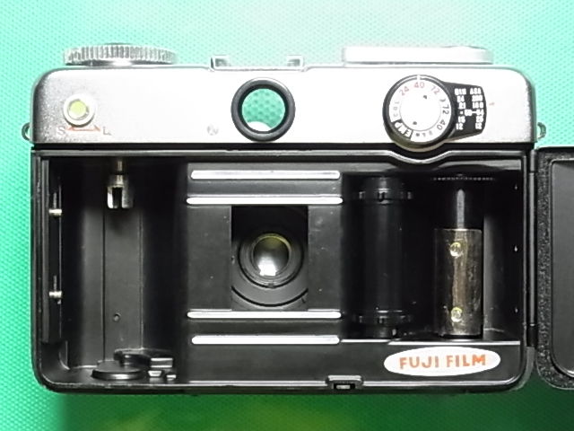 カメラ修理 フジカ ハーフ : カメラ修理工房日記－－みの虫のひとりごと