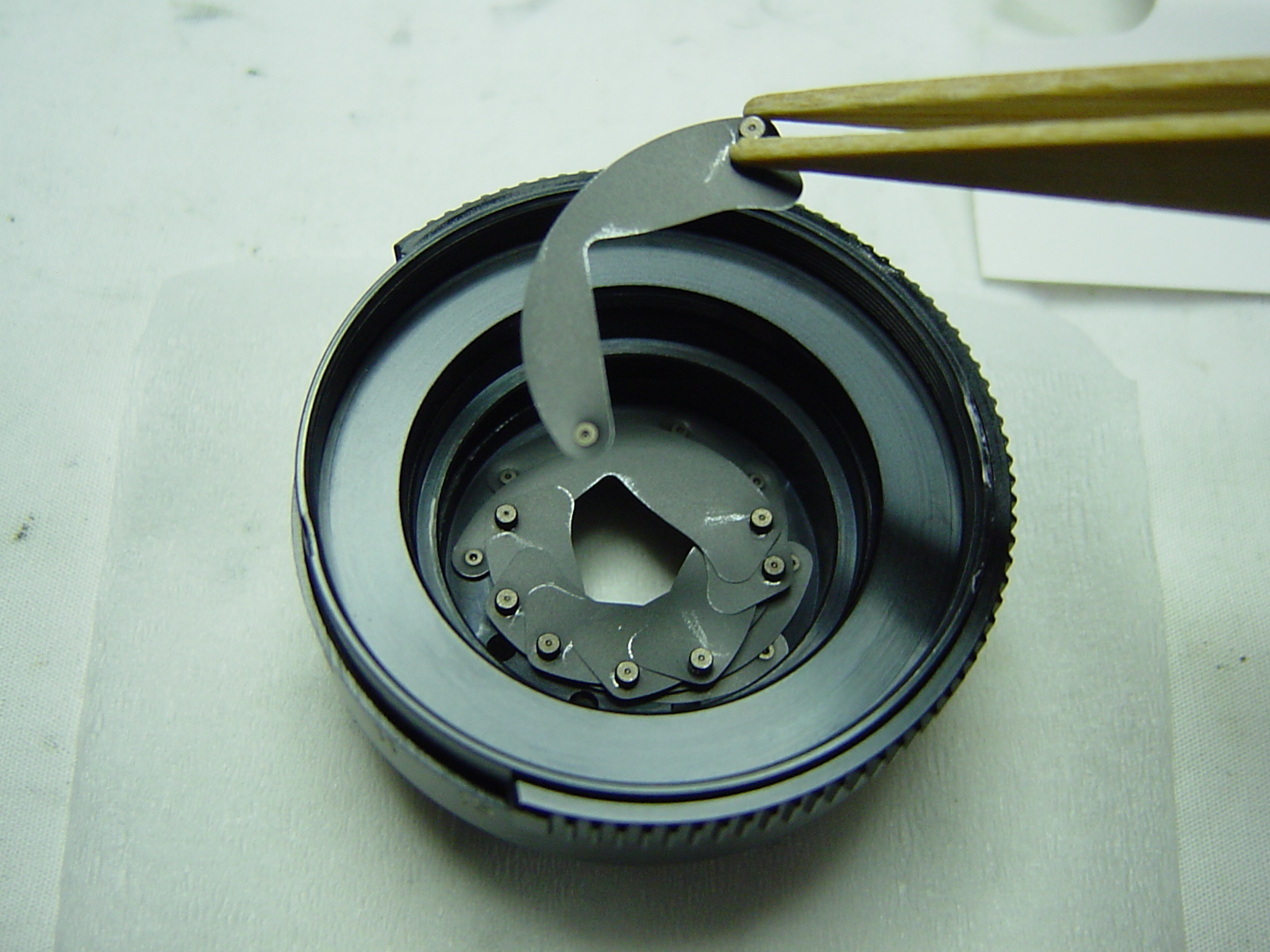 カメラ修理 ミノルタ M-ROKKOR 40mm/F2 其の二(最終回 カメラ修理 ミノルタ M-ROKKOR 40mm/F2 其の二(最終回