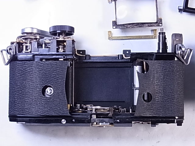 フィルム カメラ Canon FP CanonFPは何もないから完成されている。｜a_photo