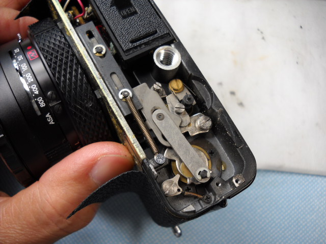 カメラ修理 ヤシカ エレクトロ35gx 其の一 カメラ修理工房日記 みの虫のひとりごと カメラ修理 ヤシカ エレクトロ35gx 其の一 カメラ修理工房日記 みの虫のひとりごと