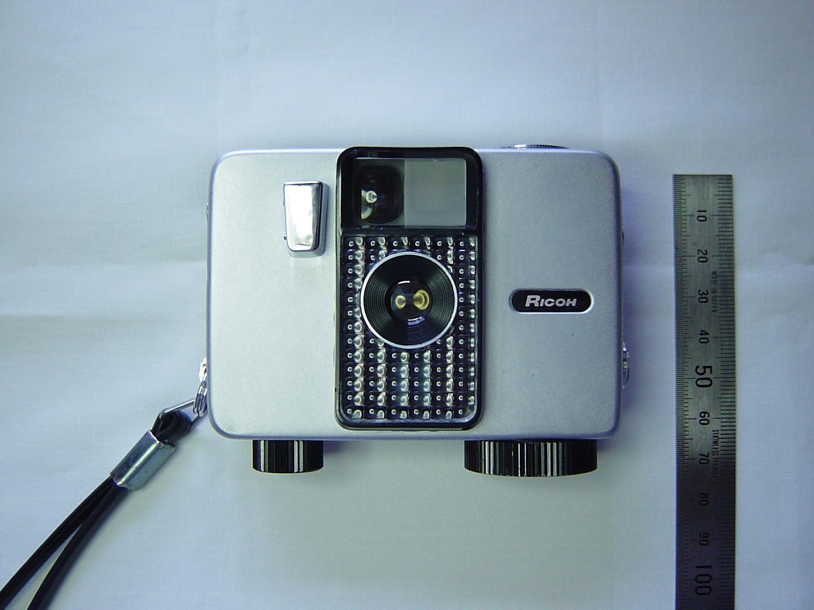 カメラ修理工房日記－－みの虫のひとりごと:カメラ修理 リコー オートハーフ