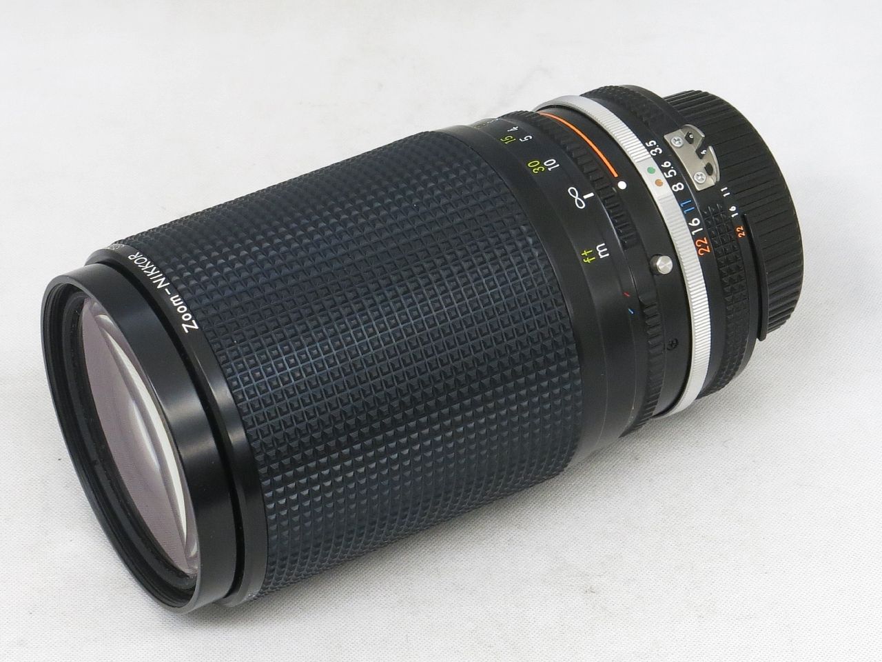 Nikon Ai-S Nikkor 35-200/3.5-4.5 : クラカメのある生活 by 新宿中古