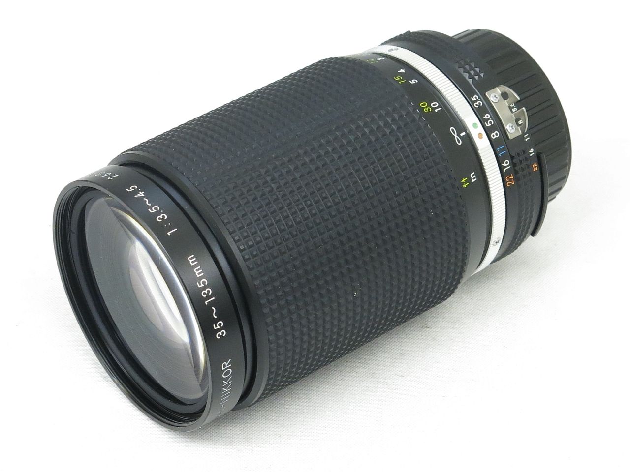 Nikon Ai-S Nikkor 35-135/3.5-4.5 : クラカメのある生活 by 新宿中古 