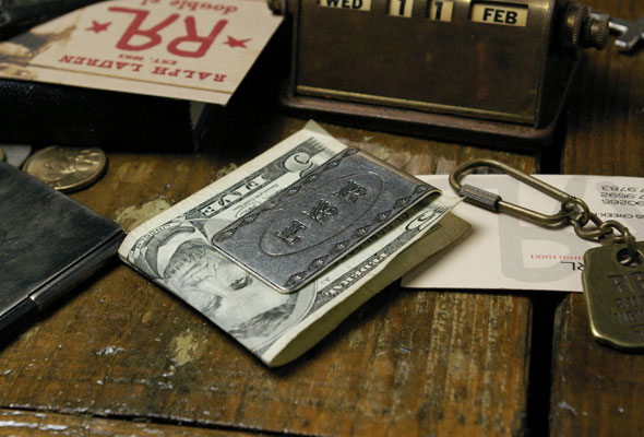 ダブルアールエル マネークリップ RRL ダブルアールエル 紛らわし