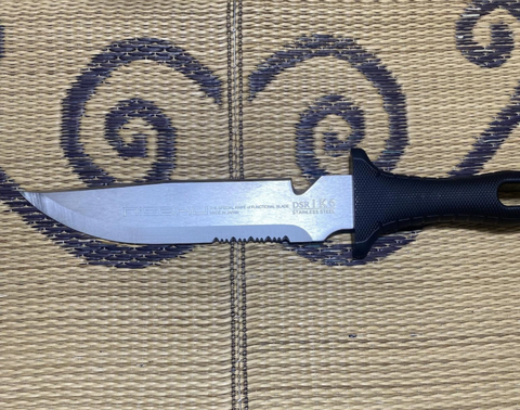 サバイバルナイフ