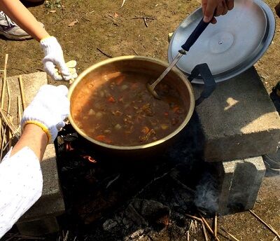 キャンプカレー