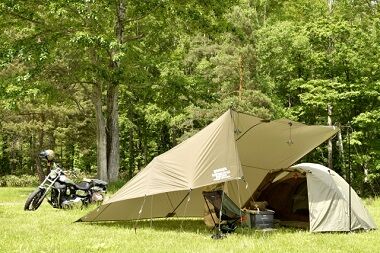 タープ(バイクソロキャンプ)