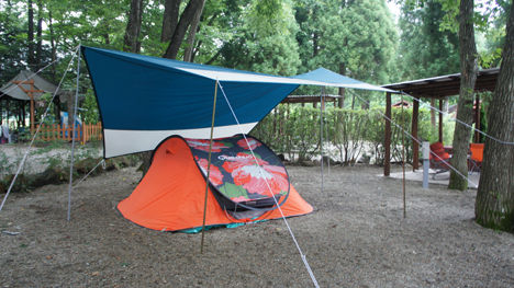 わずか2秒で設営可能なテント Quechua(ケシュア)9