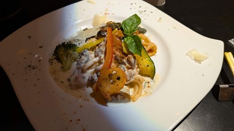 PXL_20251011_095705861_R