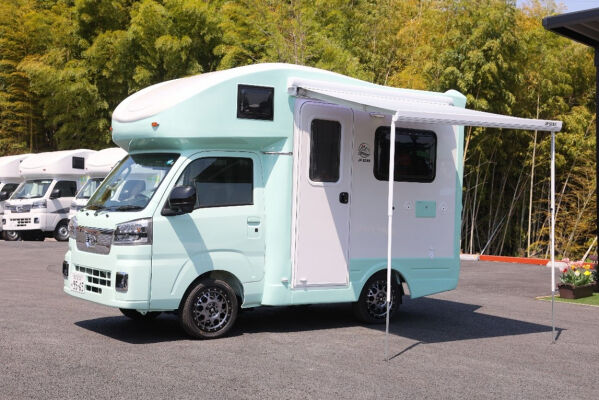 22年7月の キャンピングカー人気ランキング 軽キャブコンのhappy1 が初の首位獲得 キャンピングカーショーで話題となった軽キャンもランクイン キャンプ アウトドアのある生活