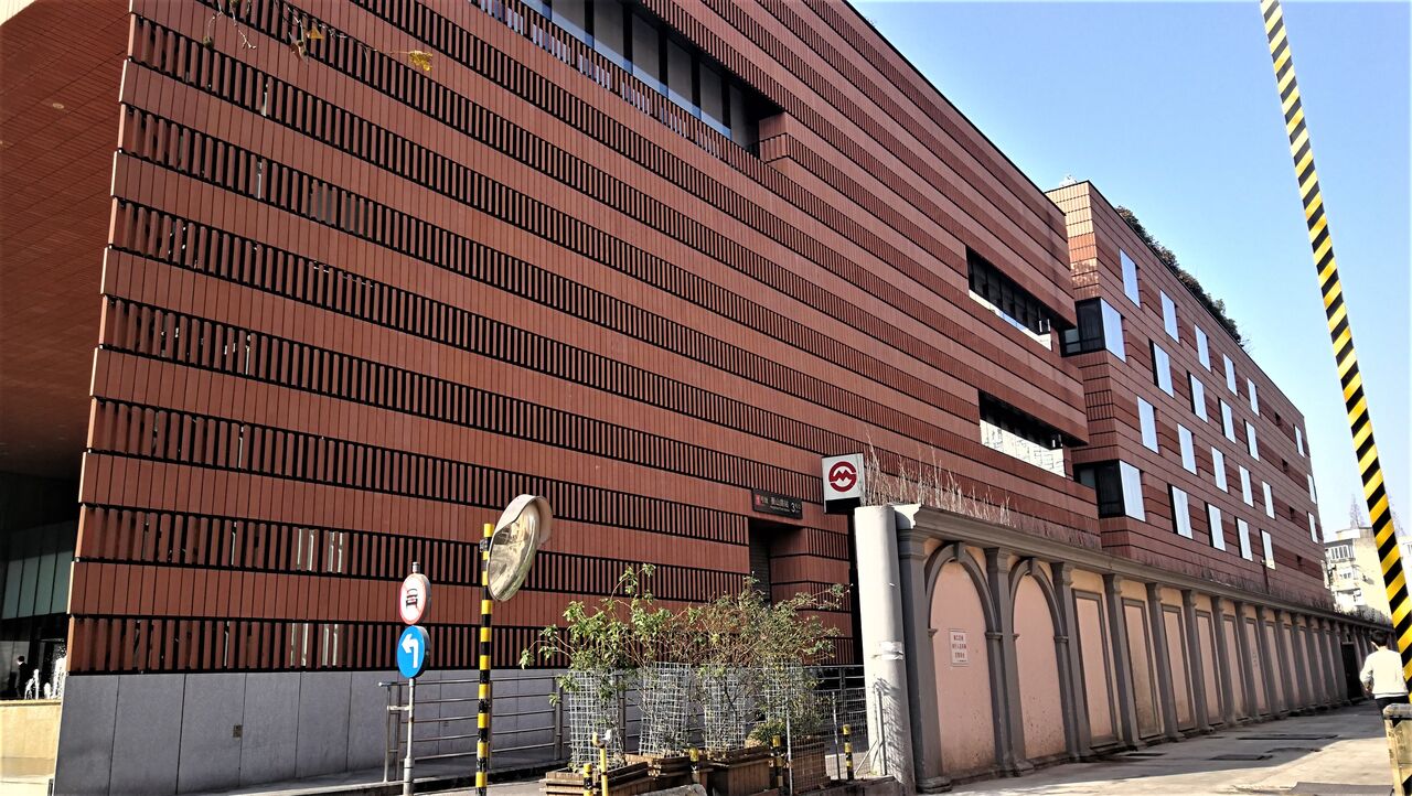 上海衡山路十二号 Twelve At Hengshan Hotel マリオ ボッタ 合理的なテラコッタ壁面がステキ Ep93 上海建築観光案内 Shanghai Architectural Review Camsaガラスの部屋