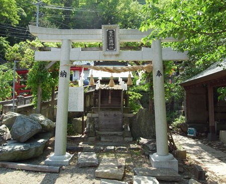 豊玉比売神社1