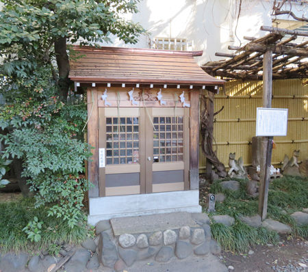 猿江神社・馬頭観音4