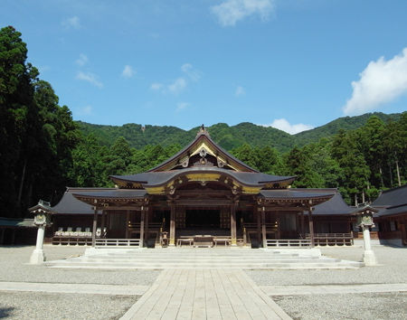 弥彦神社2