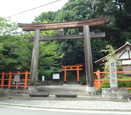 建勲神社1