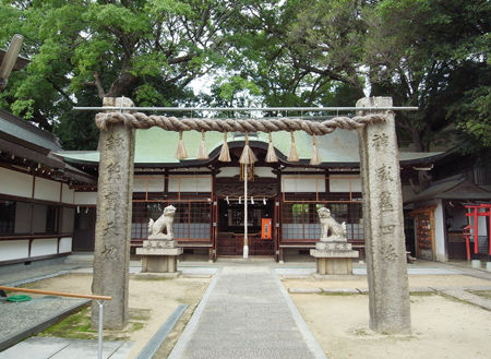 阿麻美許曽神社