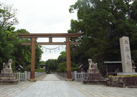 大鳥大社・鳥居