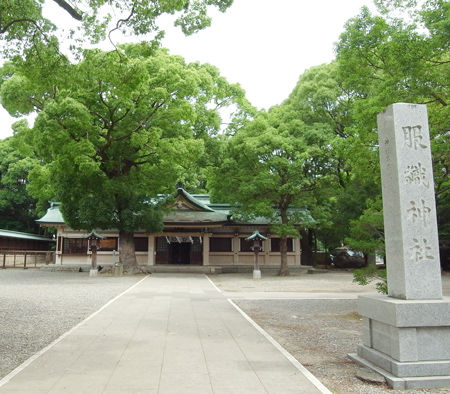 服織神社