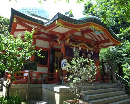 東照宮・芝9