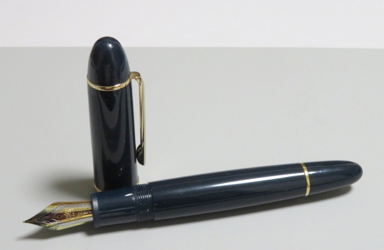 8ec84b83-s.jpg