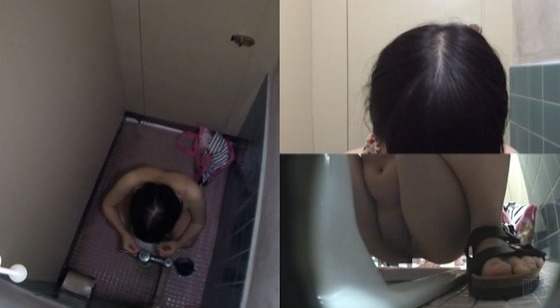 パイパン激撮市民プール和式トイレ 盗撮AV
