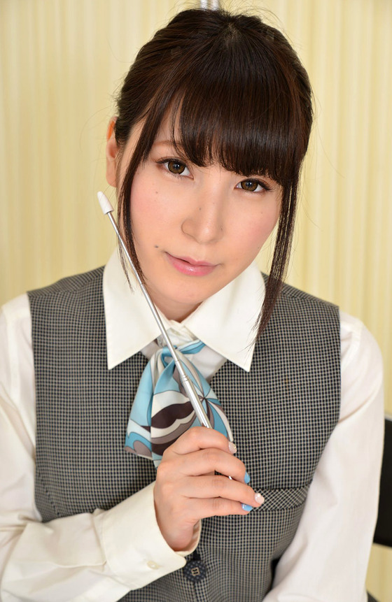 【 画像 】” あいか莉乃 ”ちゃんの黒ストがエロすぎる！