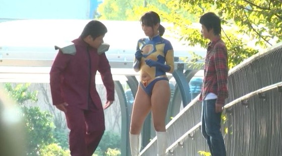 【ヒロピン】 ”椿かなり”ちゃんのお色気特撮　セクシー過ぎるコスチュームに子役少年たちも勃起不可避でしょｗ