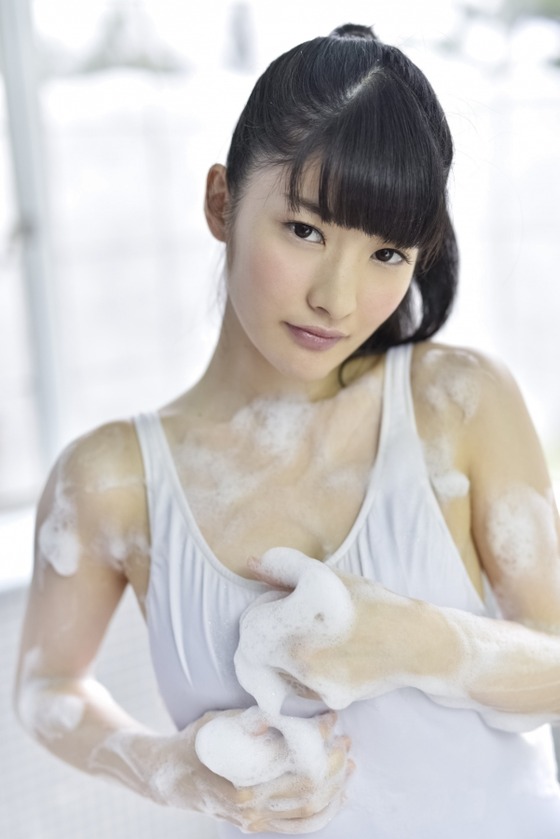 「仮面女子」現役Gカップメンバー、待望の1stイメージ！神谷えりな「えりにゃん日和」