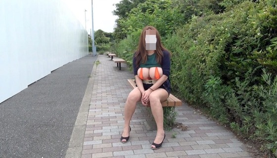 個人撮影☆JカップSarahの野外露出